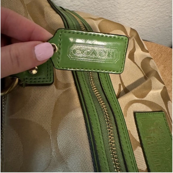 Coach Poppy St Patt Green and tan - Picture 11 of 11